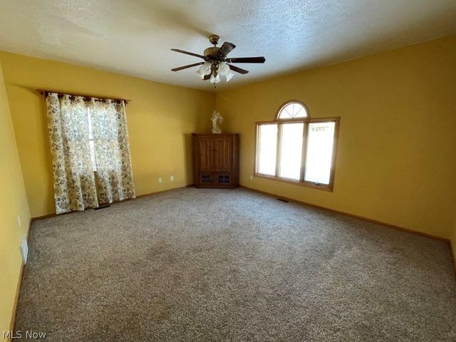 20 Marko Lane, Brooklyn Heights, OH 44131