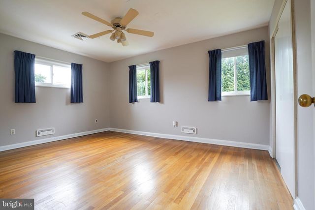 1073 SOUTHRIDGE RD, Baltimore, MD 21228
