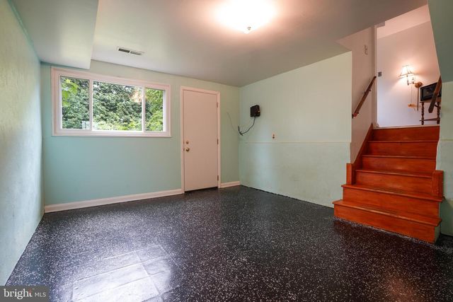 1073 SOUTHRIDGE RD, Baltimore, MD 21228