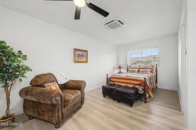 8020 S 12th Street, Phoenix, AZ 85042