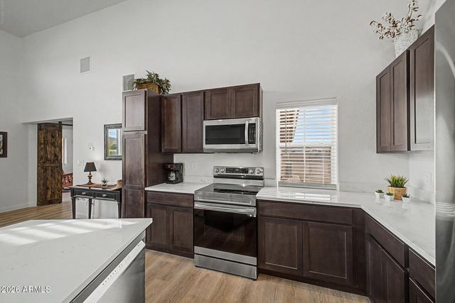 8020 S 12th Street, Phoenix, AZ 85042