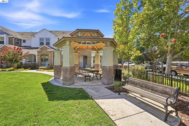 1744 Catalina Ct, Livermore, CA 94550