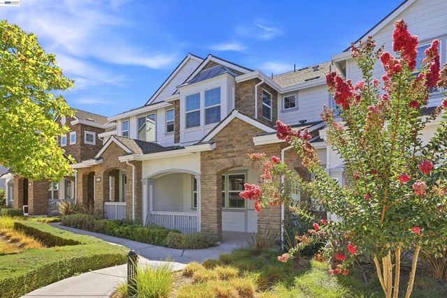 1744 Catalina Ct, Livermore, CA 94550