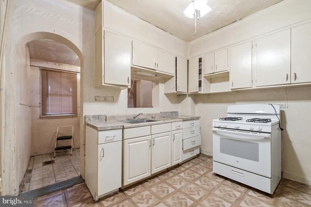 430 S GILMOR ST, Baltimore, MD 21223