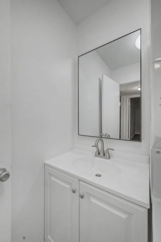 420 Walton Ln Apt J39, Madison, TN 37115