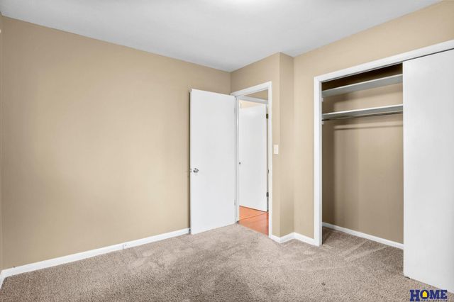 1857 Rusty Lane, Lincoln, NE 68506