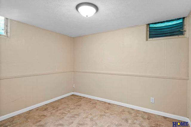 1857 Rusty Lane, Lincoln, NE 68506
