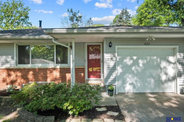 1857 Rusty Lane, Lincoln, NE 68506