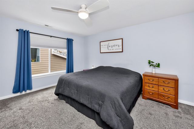 561 10th Street, Waukee, IA 50263