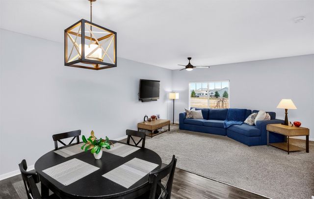 561 10th Street, Waukee, IA 50263