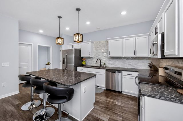 561 10th Street, Waukee, IA 50263