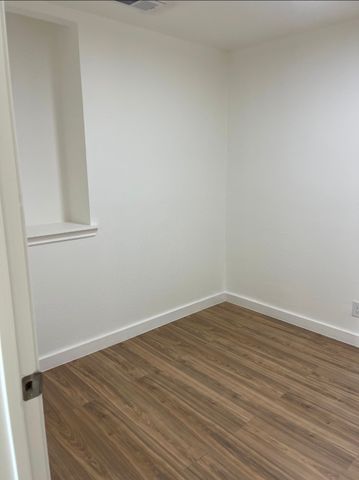 2218 Owens Street, Haltom City, TX 76117