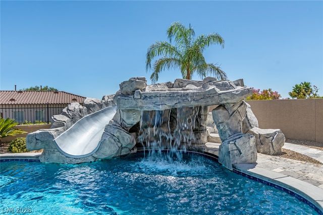 1204 Moselle Court, Las Vegas, NV 89144
