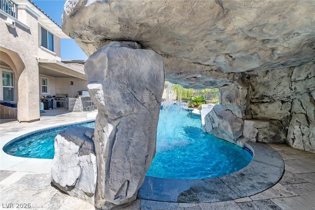 1204 Moselle Court, Las Vegas, NV 89144