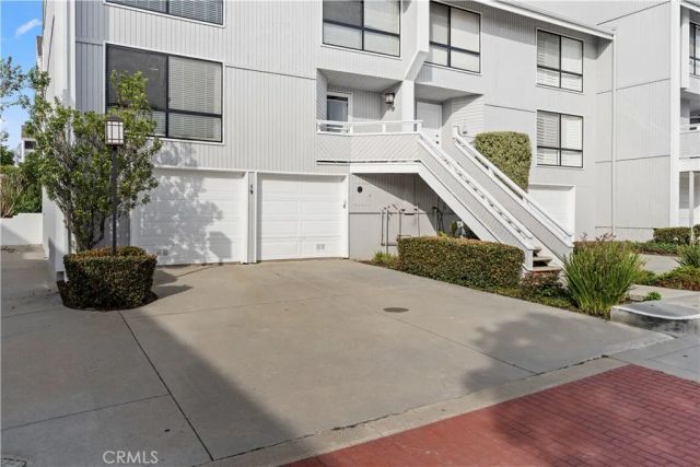 19 Odyssey Court, Newport Beach, CA 92663