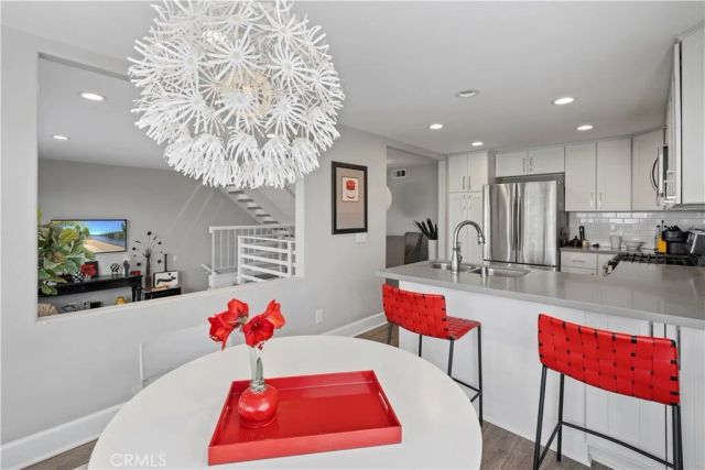 19 Odyssey Court, Newport Beach, CA 92663