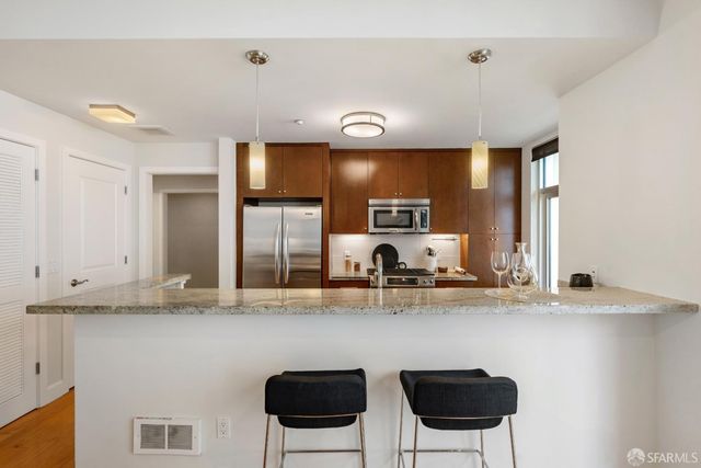 77 Van Ness Avenue 403, San Francisco, CA 94102