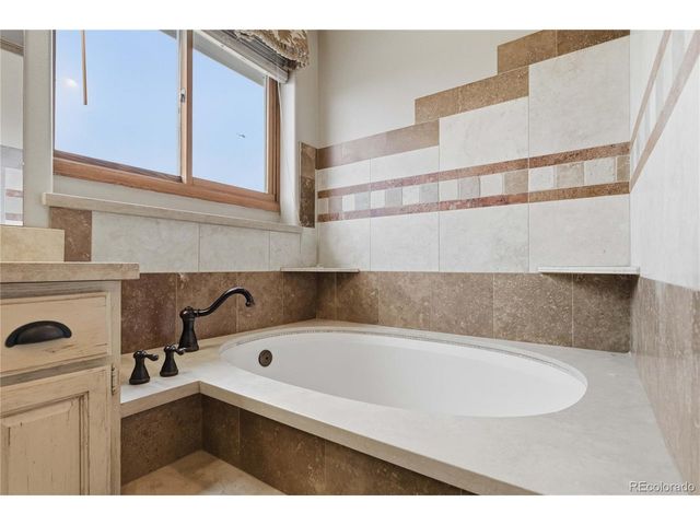 11051 W Rowland Dr, Littleton, CO 80127