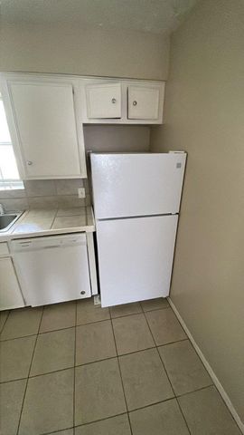 1305 Adams Street 4, Conroe, TX 77301