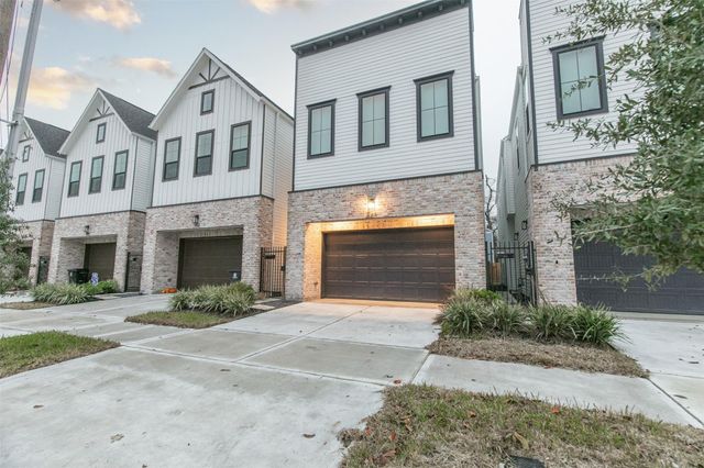 826 Nadine Street, Houston, TX 77009