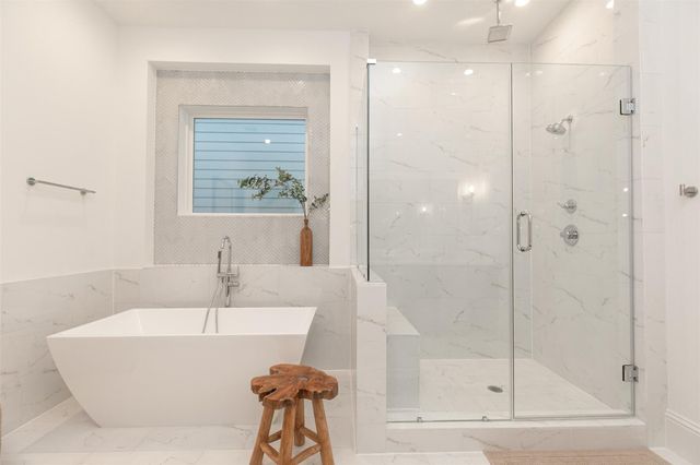 826 Nadine Street, Houston, TX 77009