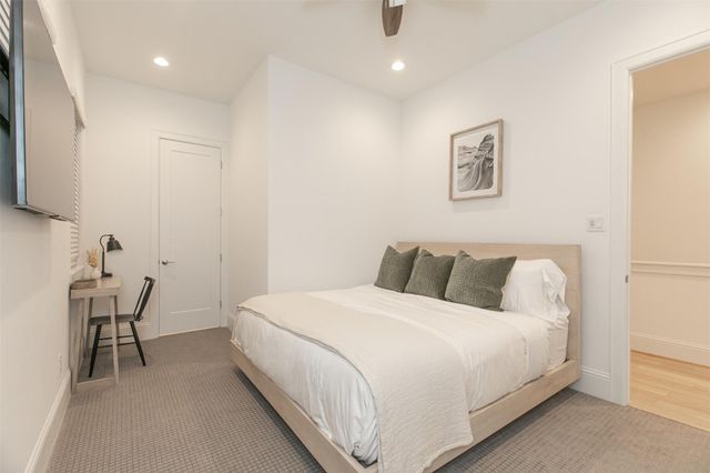 826 Nadine Street, Houston, TX 77009