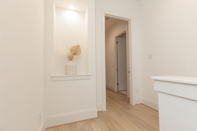 826 Nadine Street, Houston, TX 77009