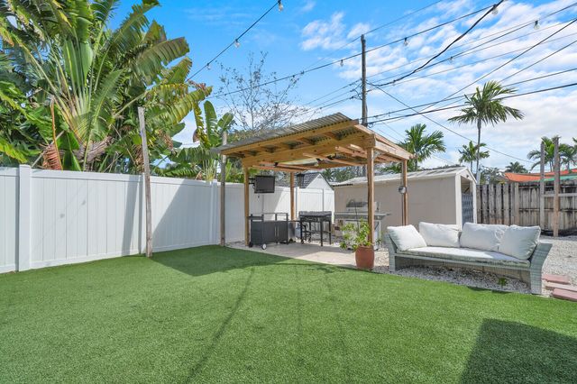 2824 NW 6th Avenue, Wilton Manors, FL 33311