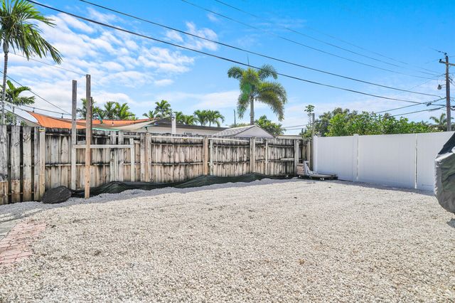 2824 NW 6th Avenue, Wilton Manors, FL 33311