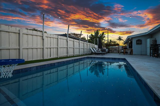 2824 NW 6th Avenue, Wilton Manors, FL 33311