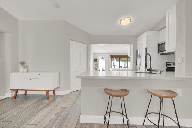 2824 NW 6th Avenue, Wilton Manors, FL 33311