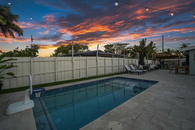 2824 NW 6th Avenue, Wilton Manors, FL 33311