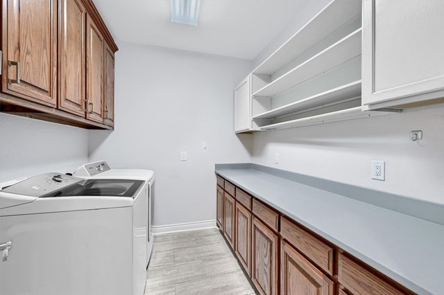 203 Sundance Drive, Van Alstyne, TX 75495