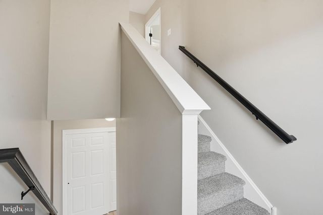 238 PENNLAND FARM DR, Perkasie, PA 18944