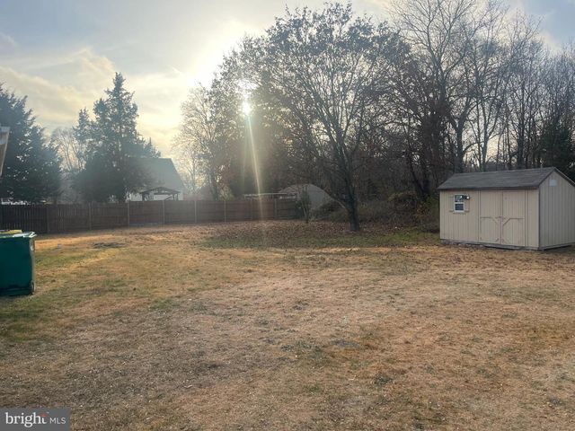 10 N MAIN ST, Pittsgrove, NJ 08318