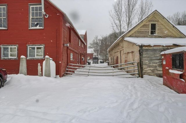 21 Lower Main W Street, Johnson, VT 05656