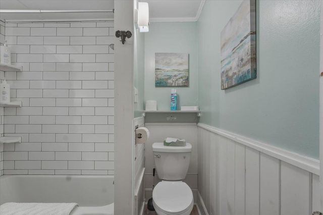 21 Lower Main W Street, Johnson, VT 05656