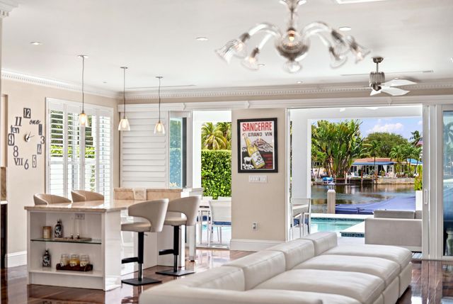 2009 NE 21ST Street, Fort Lauderdale, FL 33305