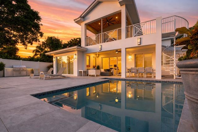 2009 NE 21ST Street, Fort Lauderdale, FL 33305