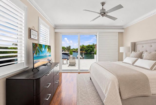 2009 NE 21ST Street, Fort Lauderdale, FL 33305