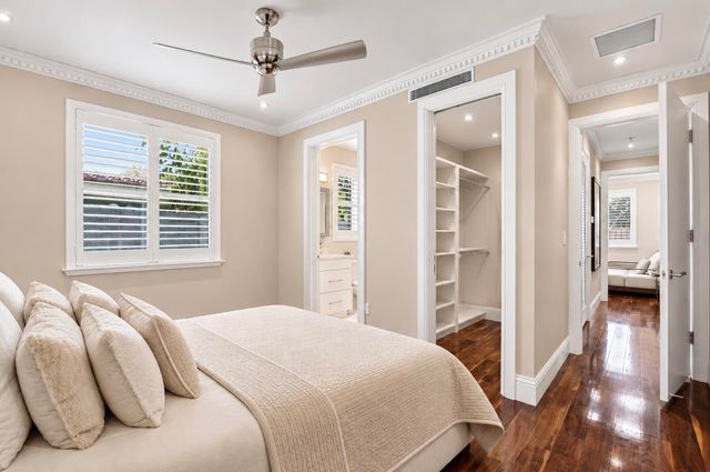 2009 NE 21ST Street, Fort Lauderdale, FL 33305