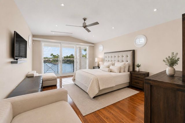 2009 NE 21ST Street, Fort Lauderdale, FL 33305