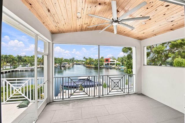 2009 NE 21ST Street, Fort Lauderdale, FL 33305