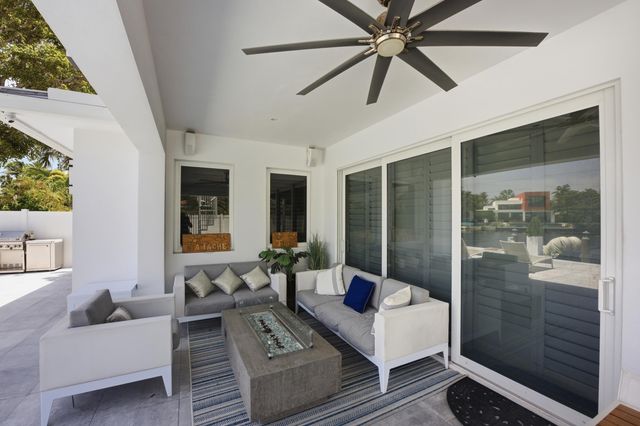 2009 NE 21ST Street, Fort Lauderdale, FL 33305