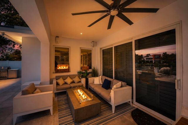 2009 NE 21ST Street, Fort Lauderdale, FL 33305