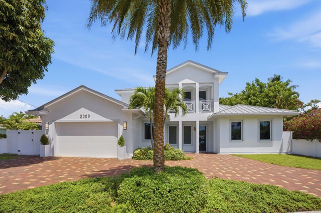 2009 NE 21ST Street, Fort Lauderdale, FL 33305