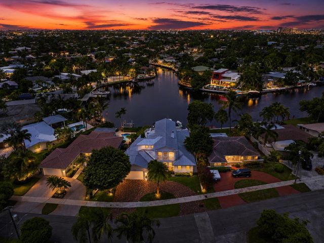 2009 NE 21ST Street, Fort Lauderdale, FL 33305