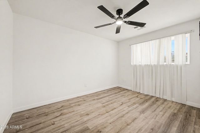3901 W ELM Street, Phoenix, AZ 85019