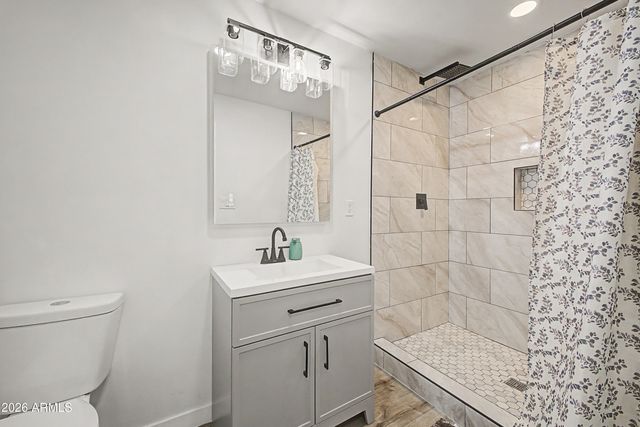3901 W ELM Street, Phoenix, AZ 85019
