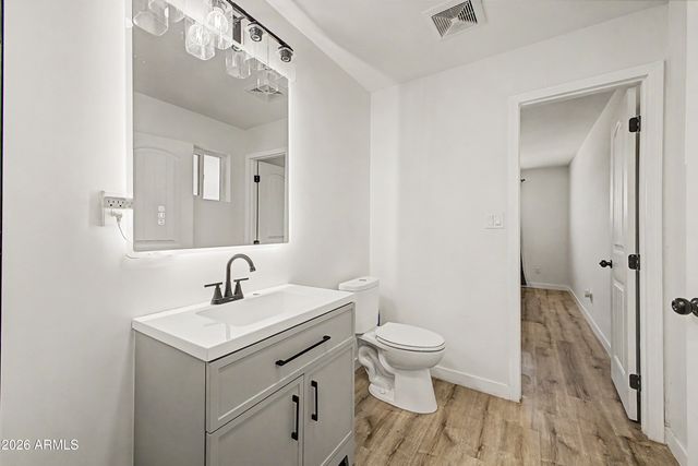 3901 W ELM Street, Phoenix, AZ 85019